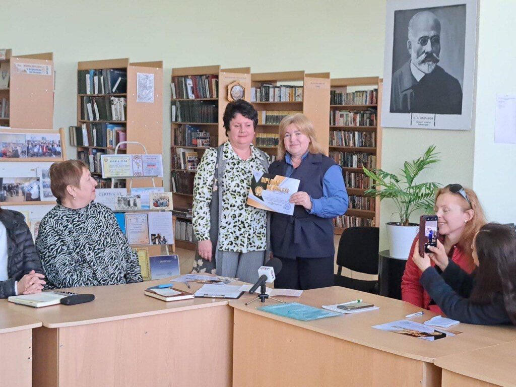 В Центральной библиотеке имени Петра Драганова прошёл семинар и круглый стол в честь Дня библиотекаря