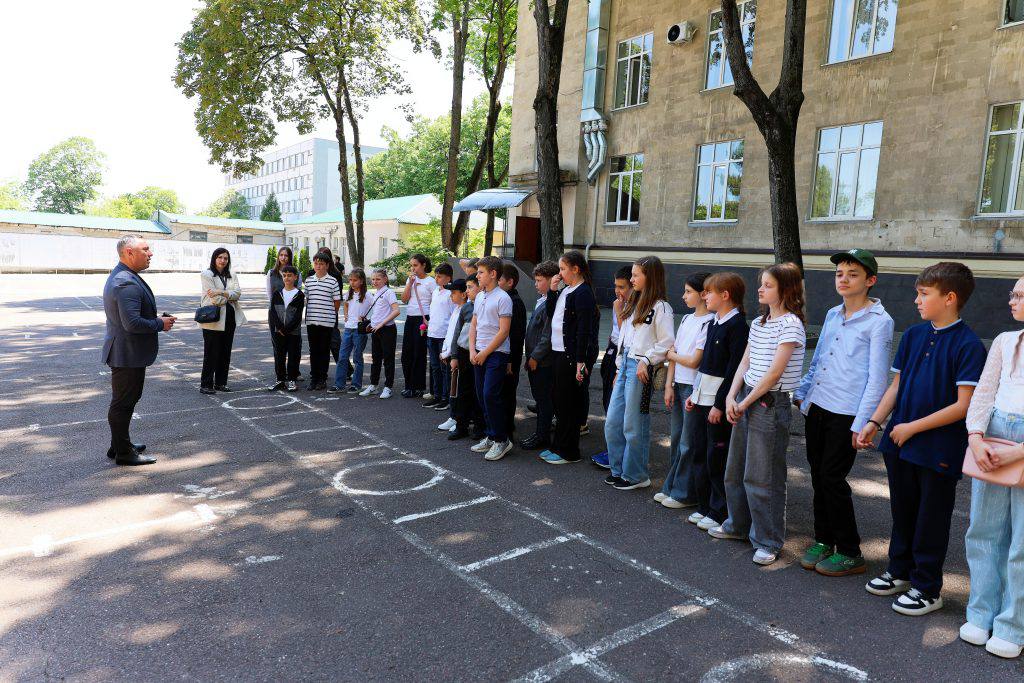 Образовательная встреча для школьников в рамках проекта «Academia Junior Club»