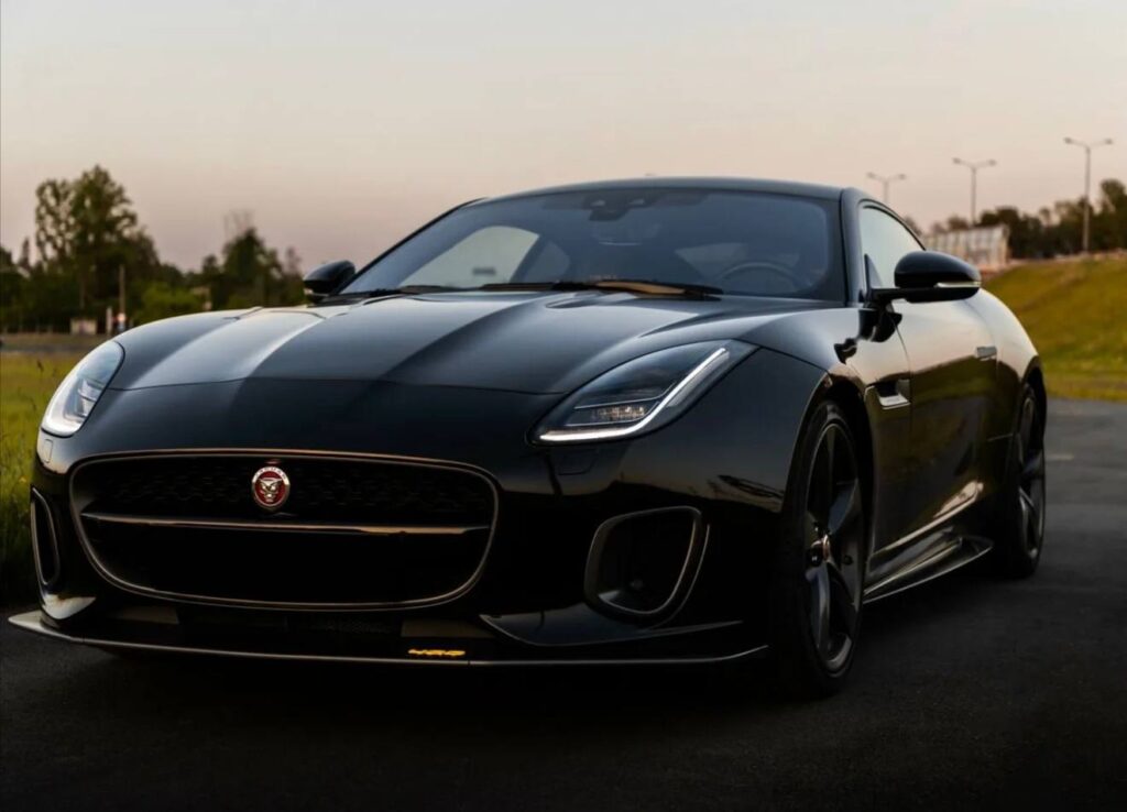 Jaguar готовит электрокар мощностью почти 1000 лошадиных сил