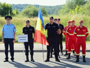 Молдавские спасатели принимают участие в профильных соревнованиях в Румынии