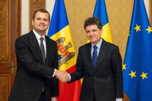 Премьер-министр Василий Тофан провел встречу с президентом Румынии Никушором Даном