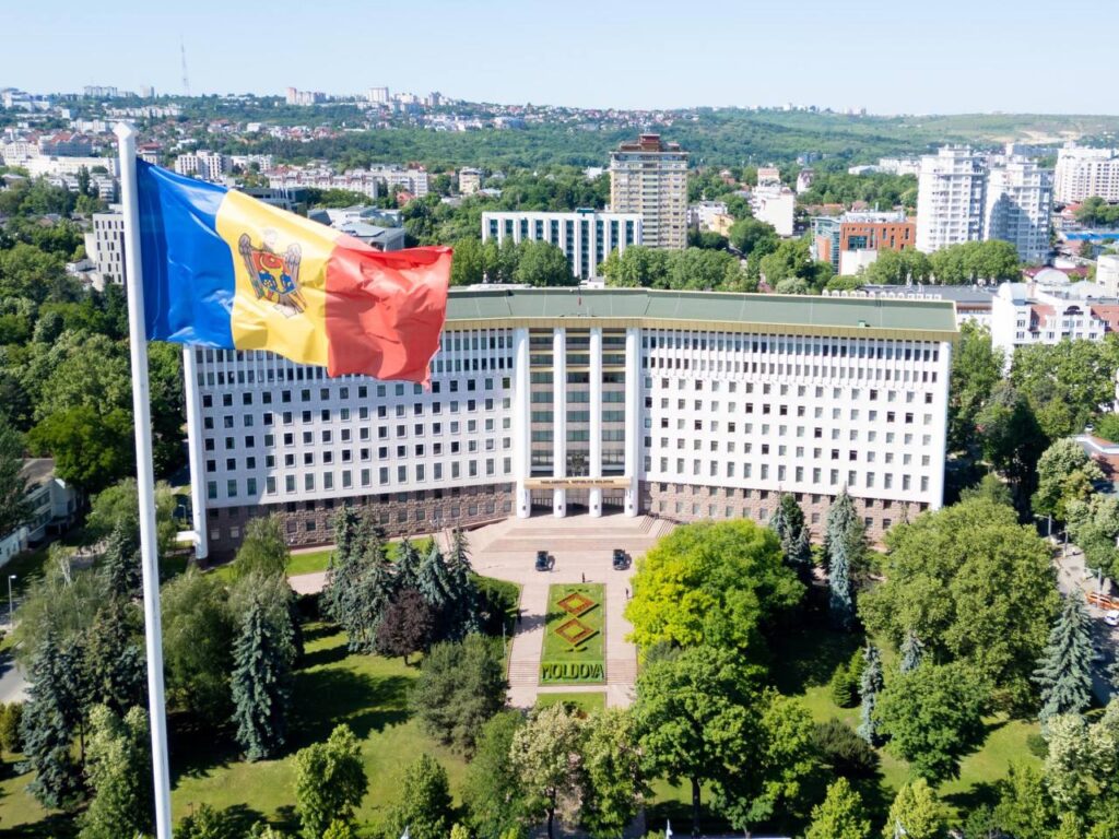 Парламент Молдовы соберут на внеочередную сессию для принятия законов по евроинтеграции