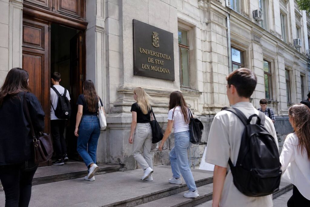 В университеты Молдовы зачислены более 18 000 студентов