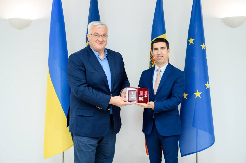 Михай Попшой обсудил с главой МИД Украины региональную безопасность и евроинтеграцию