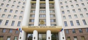 Парламент увеличил бюджет соцстрахования на 1,3 миллиарда леев