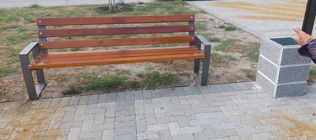 В Тараклии повредили элементы строящегося парка