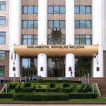Парламент рассмотрит структуру Национальной армии на закрытом заседании без гаджетов